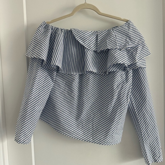 GAP Asymmetrical Ruffled Blue and White Blouse - Picture 2 of 5